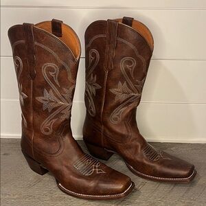 Idyllwind/By Miranda Lambert -Buttercup Western Boots - Narrow Square Toe - W 11